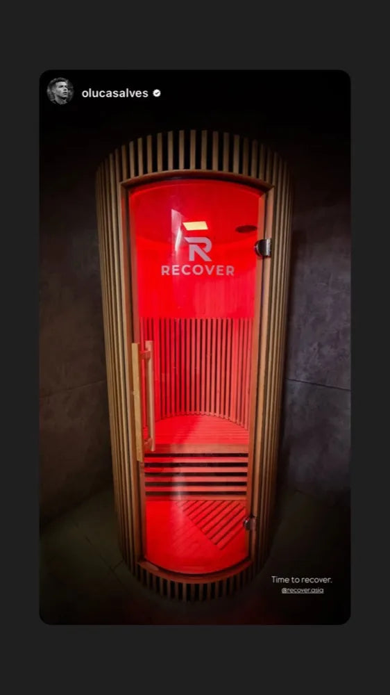 R Sauna Circle with red light therapy